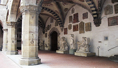 Bargello-Courtyard