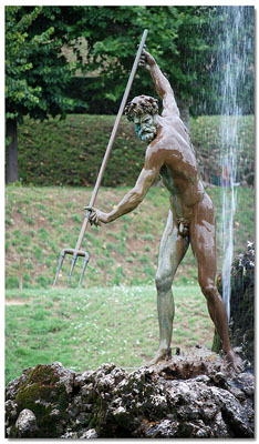 Pitti Palace-Fountain